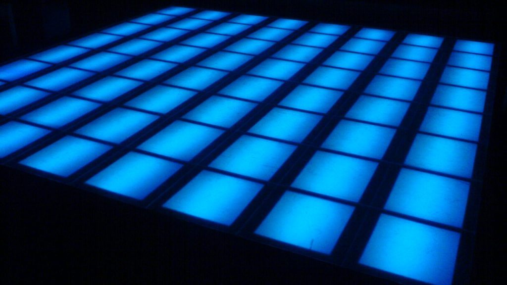 RGB dancefloor - LEDs set to blue light