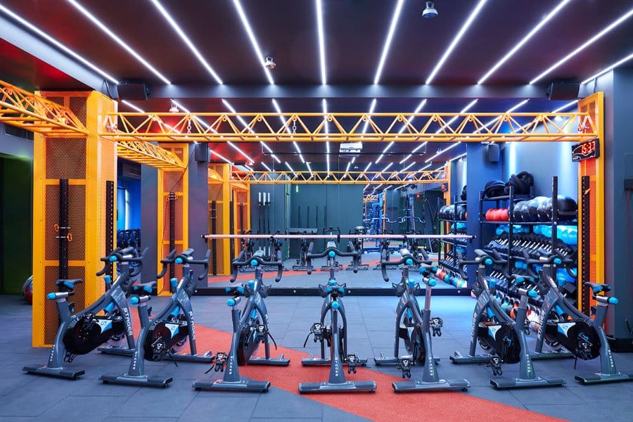 Fitclub digital Instyle LED ceiling chase effect